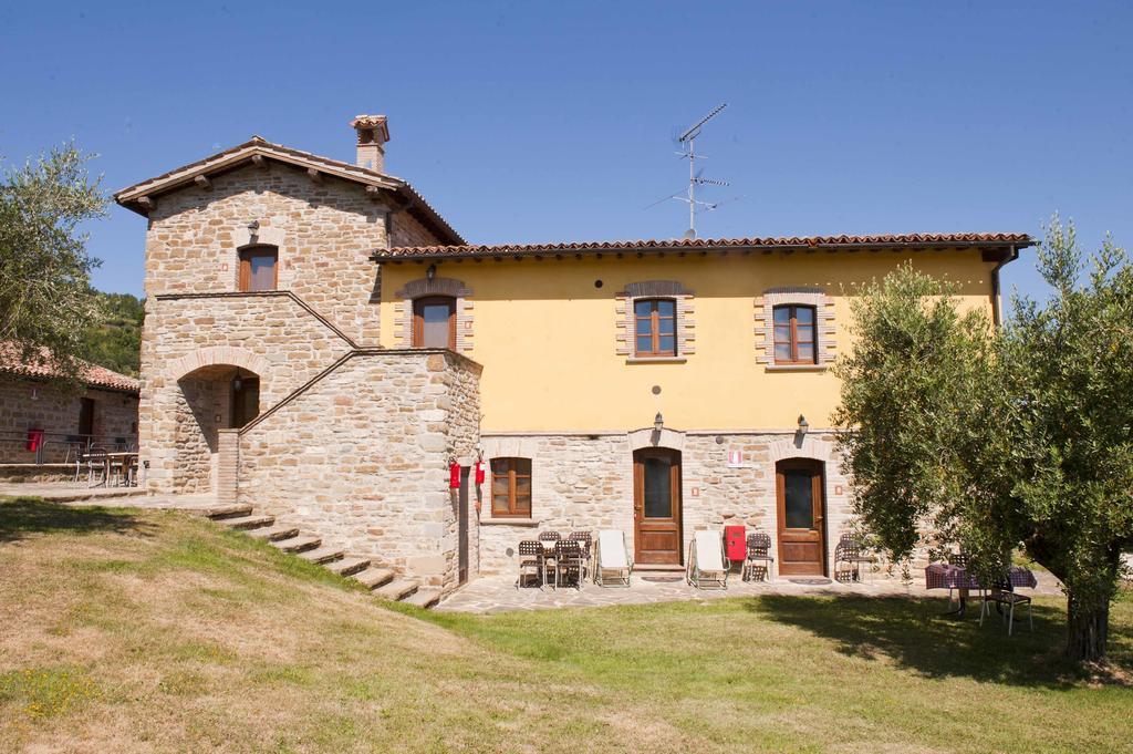 Agriturismo Tenuta Di Biscina Eksteriør bilde