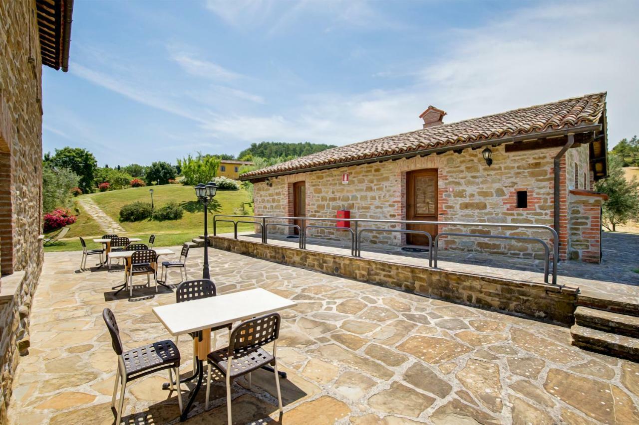 Agriturismo Tenuta Di Biscina Eksteriør bilde