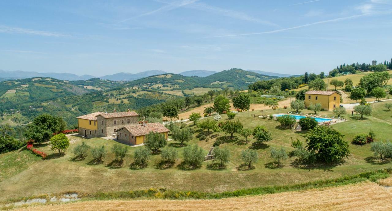 Agriturismo Tenuta Di Biscina Eksteriør bilde