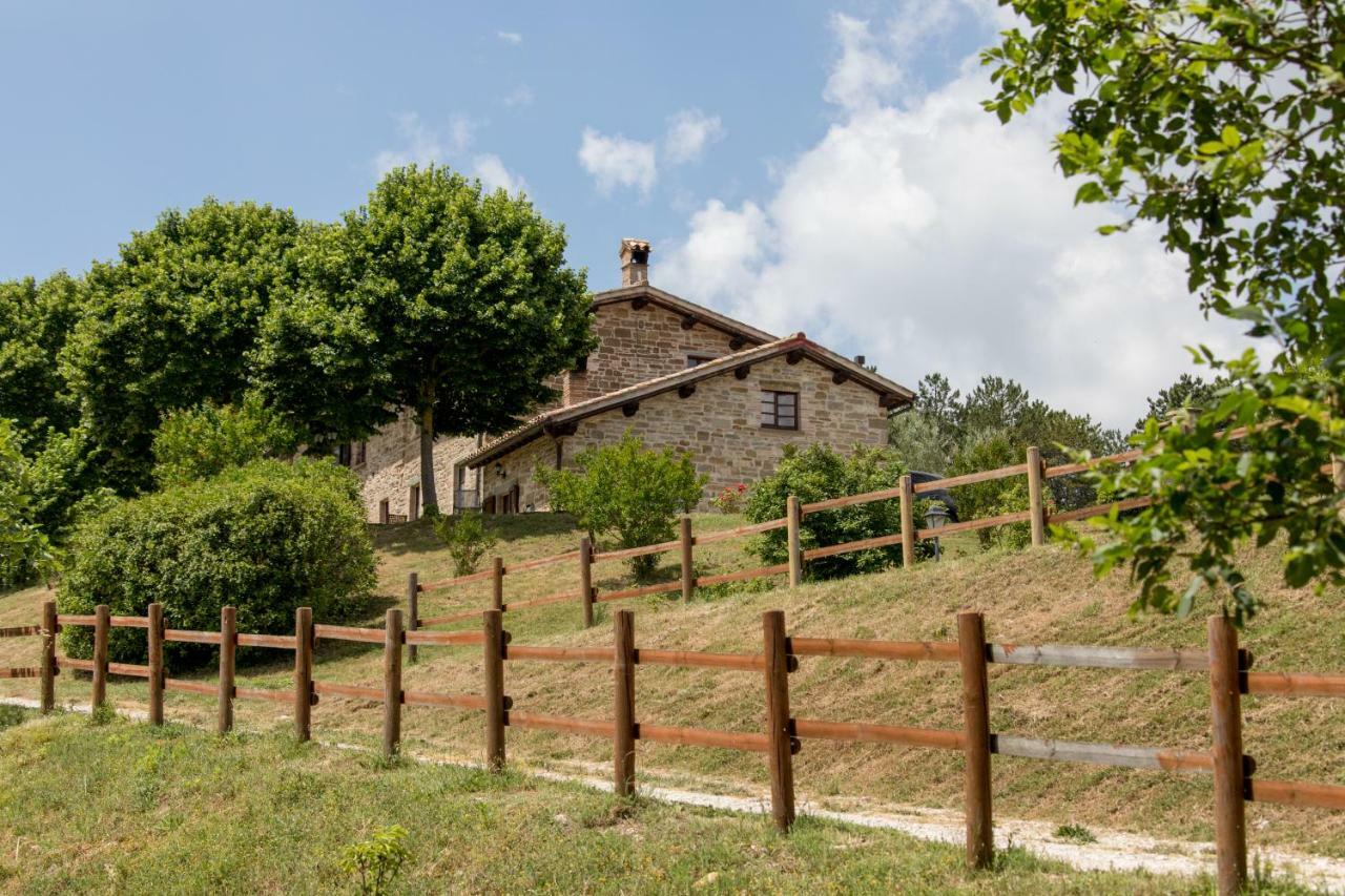 Agriturismo Tenuta Di Biscina Eksteriør bilde